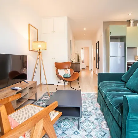 22crc1039 - Exquisite Near The Center Barcelona
